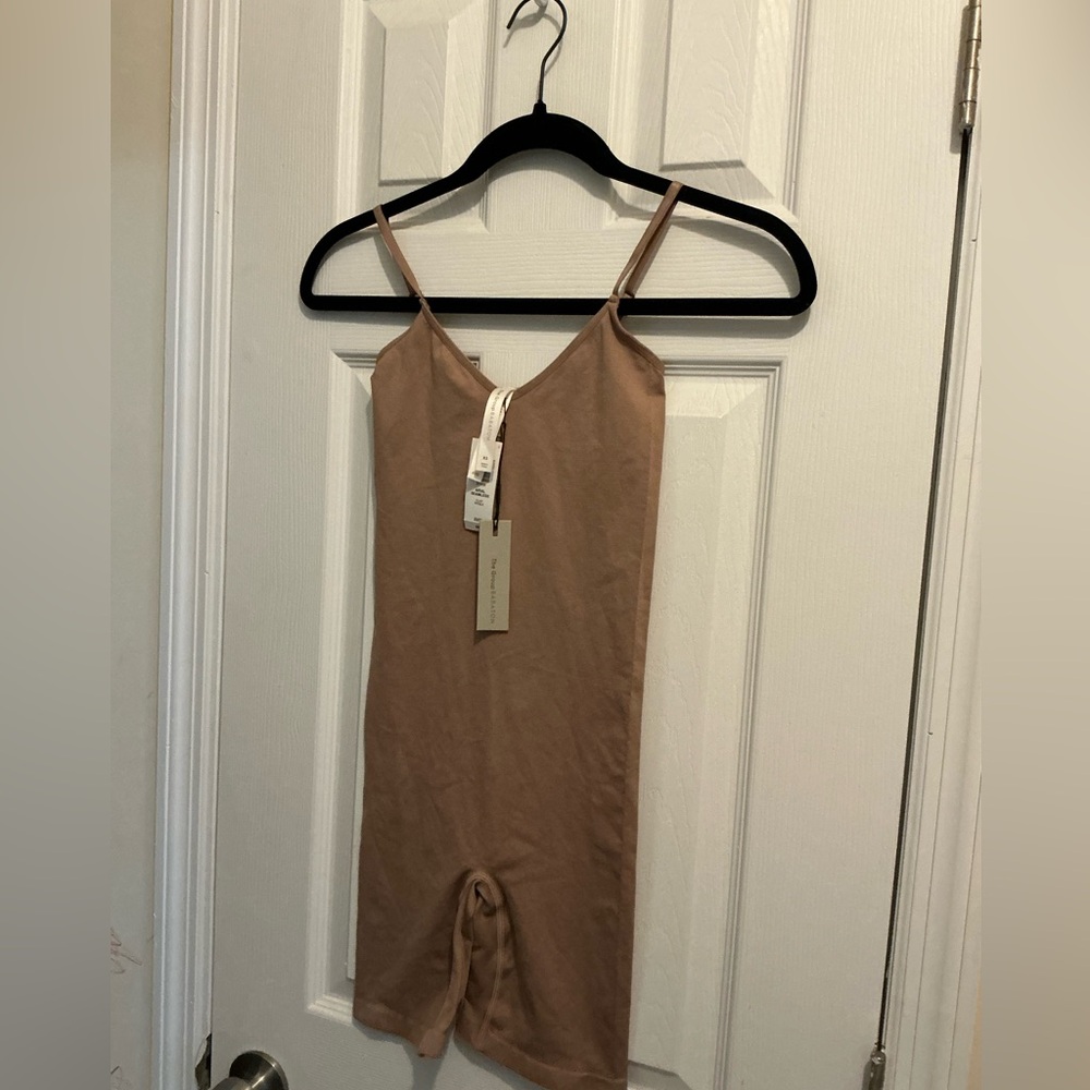 Tan Spaghetti Strap bodysuit - Picture 2 of 7